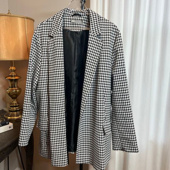 ASOS Jackets & Blazers - ASOS Black & White Women's Houndstooth Fully Lined Size US 18